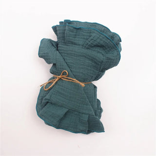 Soft Solid Ruffle Blanket - RYAN AND REMI